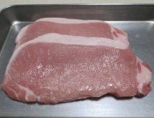 豚のしょうが焼き　焙煎ごま仕立て　材料