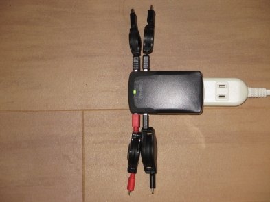 iBUFFALO製USB充電器接続状態