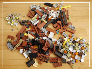 LEGOOldFishingStore06.jpg