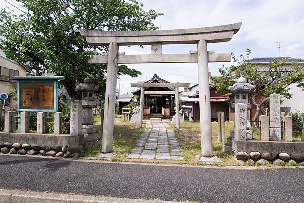 武島天神社