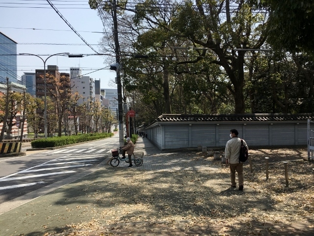湊川神社　土塀